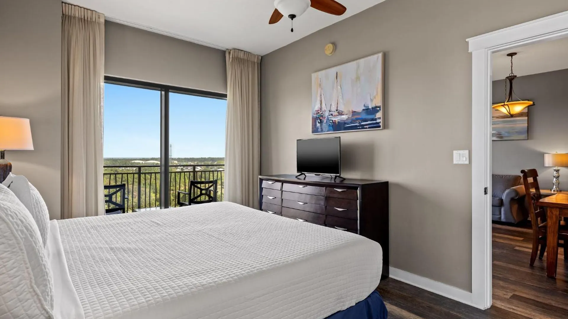 Apartment Origin 1011 - One Bedroom - Spacious Partial Gulf View By Beach Haven Vacation Rentals Panama Stadt USA