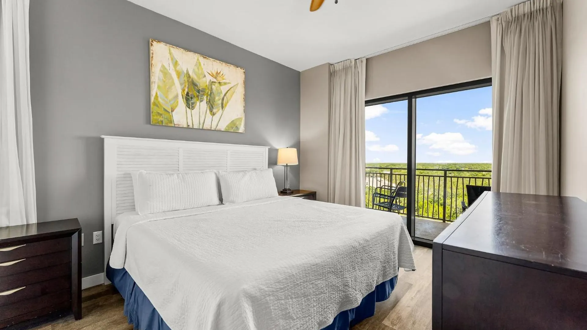 Origin 1011 - One Bedroom - Spacious Partial Gulf View By Beach Haven Vacation Rentals Panama Stadt